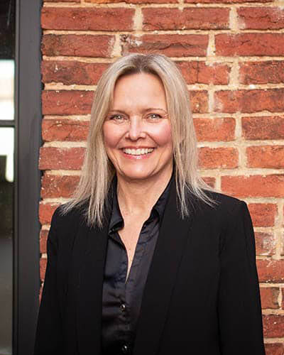 Linda Luber, General Manager