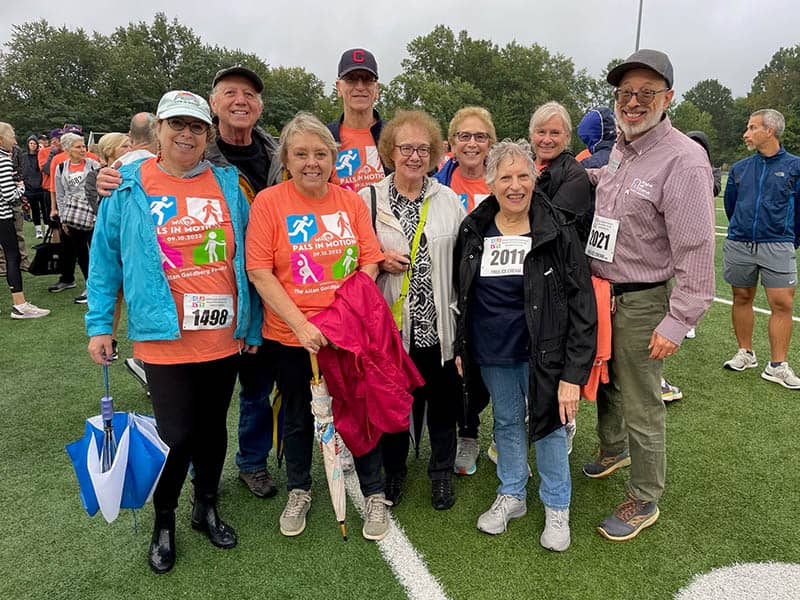 Group photo of participants for Pals in Motion walkathon