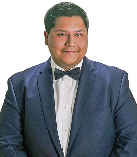 Aron Chaparro, Right at Home Southwest Regional Caregiver of the Year headshot